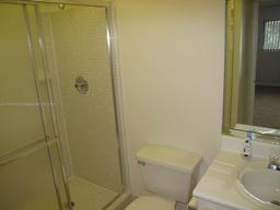 Picture of 9674 S Belfort Cir # 202, Tamarac, FL 33321