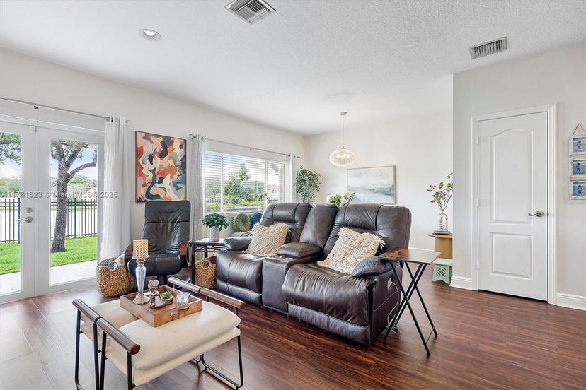 Picture of 786 NW 132Nd Ave, Plantation FL 33325
