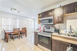 Picture of 1641 NW 28Th Ave, Fort Lauderdale, FL 33311