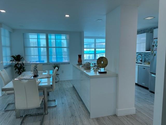 Picture of 18041 Biscayne Blvd # 904, Aventura FL 33160