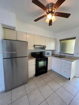 Picture of 851 Meridian Ave # 42, Miami Beach, FL 33139