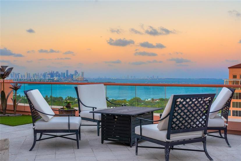 Picture of 60 Edgewater Dr, Coral Gables FL 33133
