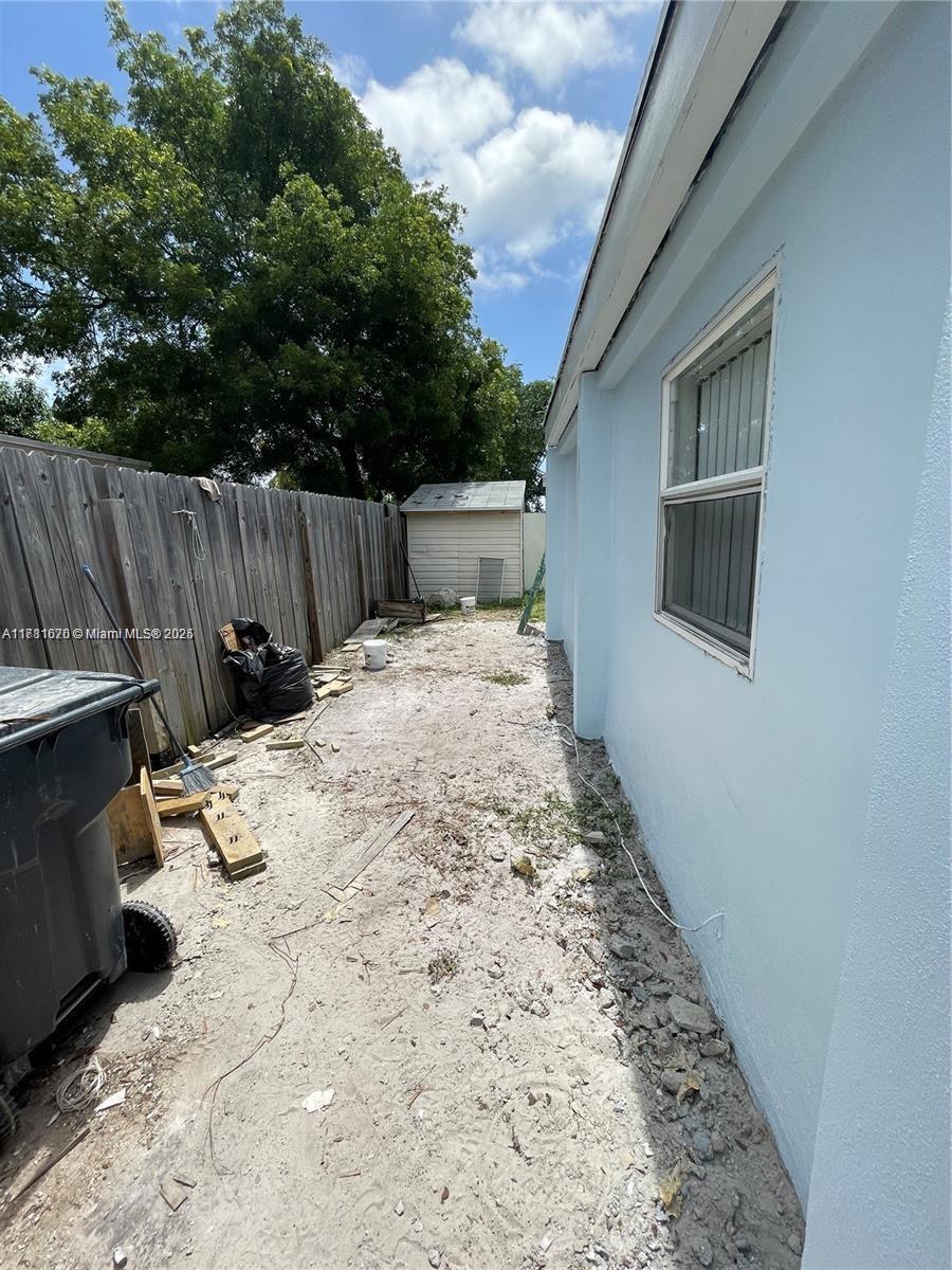 Picture of 2435 Plunkett St, Hollywood, FL 33020