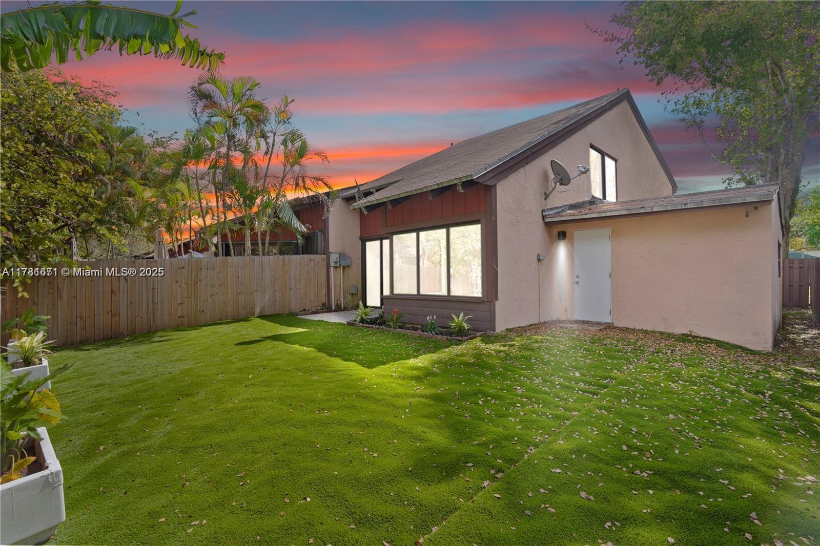 Picture of 3427 Atlanta Dr, Hollywood, FL 33021