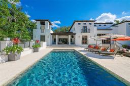 Picture of 555 Arvida Pkwy, Coral Gables, FL 33156