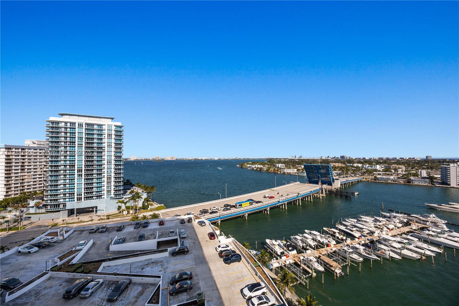 Picture of 7601 E Treasure Dr # 1517, North Bay Village, FL 33141