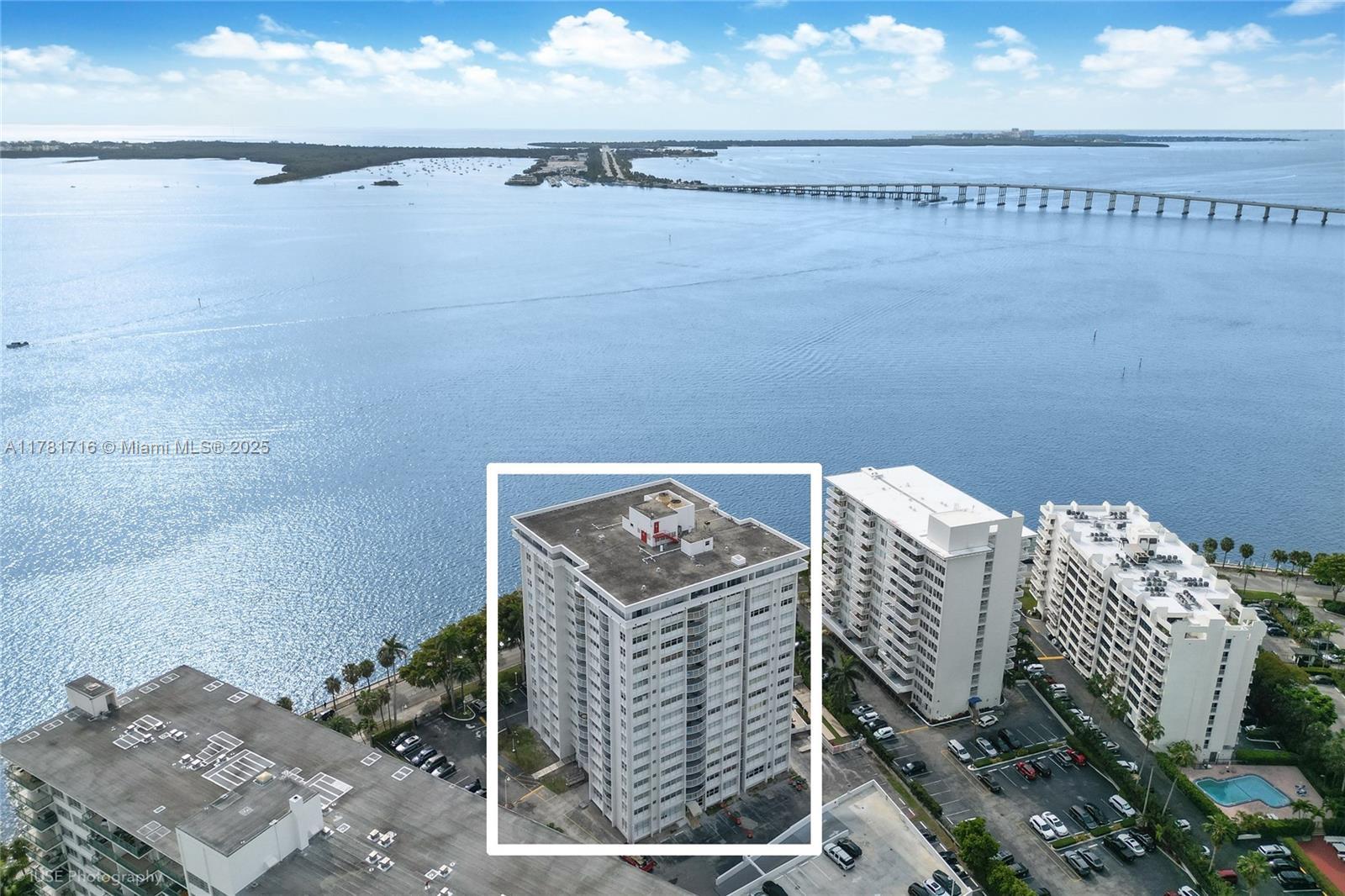 Picture of 1420 Brickell Bay Dr # 1407C, Miami, FL 33131