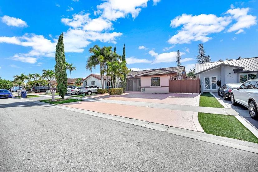 Picture of 5881 SW 147Th Ct, Miami FL 33193