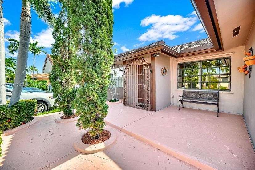 Picture of 5881 SW 147Th Ct, Miami FL 33193