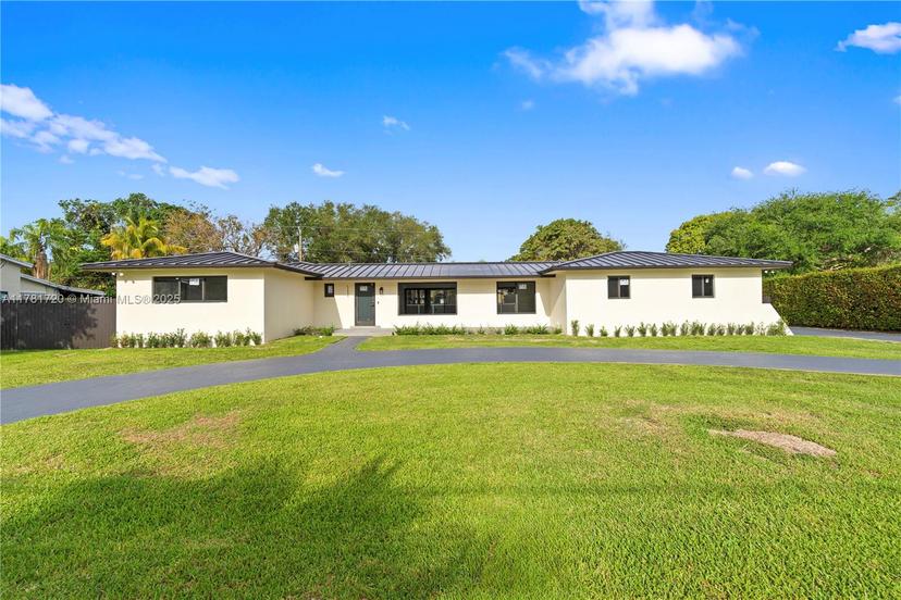 Picture of 17020 SW 87Th Ct, Palmetto Bay FL 33157