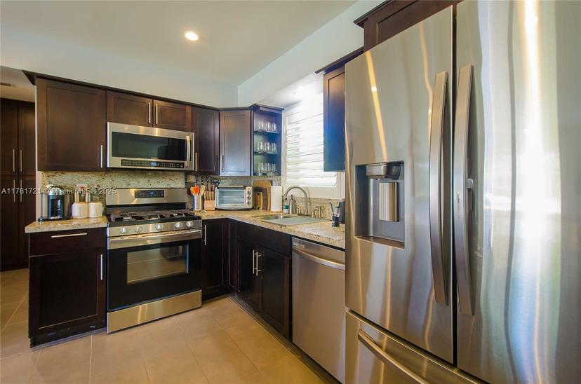 Picture of 9835 SW 86Th St, Miami FL 33173