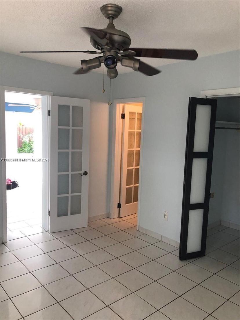 Picture of 524 NE 160Th Ter, Miami FL 33162