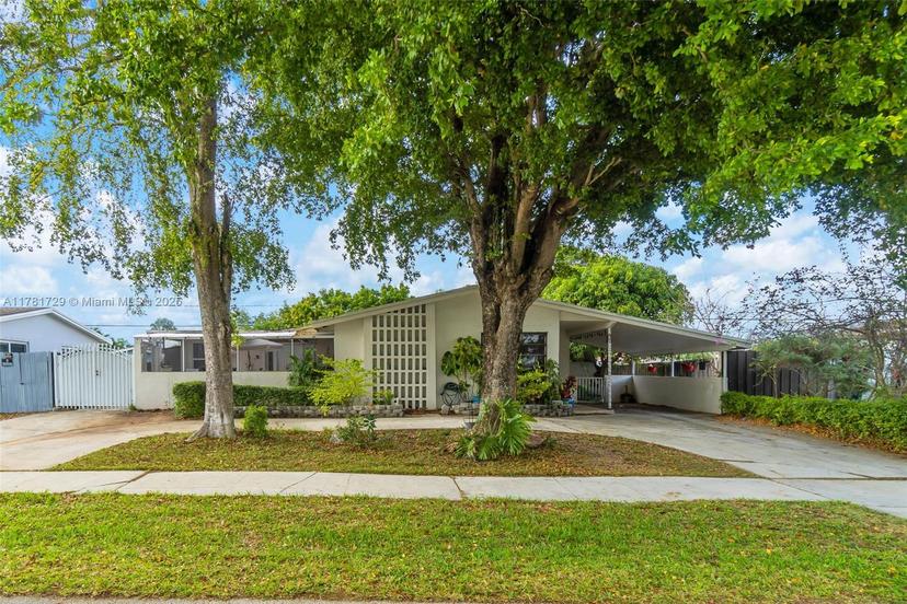 Picture of 10431 SW 200Th Ter, Cutler Bay FL 33189
