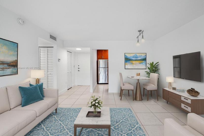 Picture of 7715 SW 86Th St # 106, Miami FL 33143