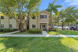 Picture of 22721 SW 88Th Pl # 19, Cutler Bay, FL 33190