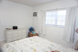 Picture of 6565 Santona St # B5, Coral Gables, FL 33146