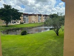 Picture of 2711 N Pine Island Rd # 211, Sunrise, FL 33322