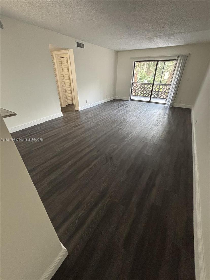 Picture of 4216 Inverrary Blvd # 93B, Lauderhill FL 33319