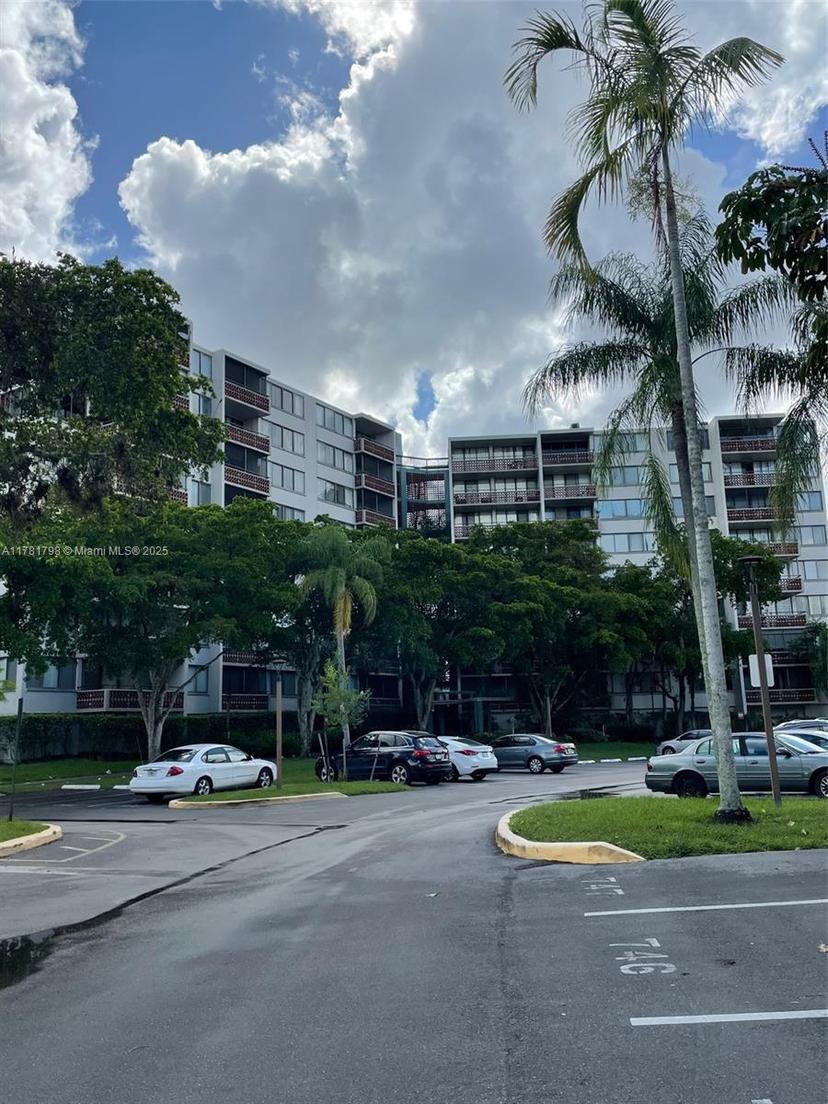 Picture of 4216 Inverrary Blvd # 93B, Lauderhill FL 33319
