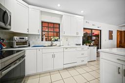 Picture of 5911 SW 148Th Pl, Miami, FL 33193