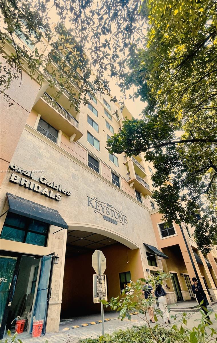 Picture of 3530 SW 22Nd St # 503, Miami FL 33145