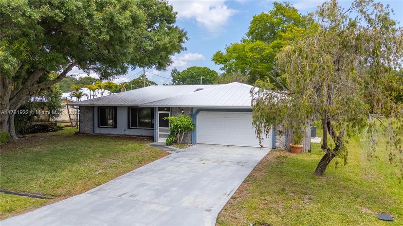 Picture of 2311 SE Fruit Ave, Port St. Lucie FL 34952