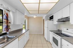 Picture of 2311 SE Fruit Ave, Port St. Lucie, FL 34952