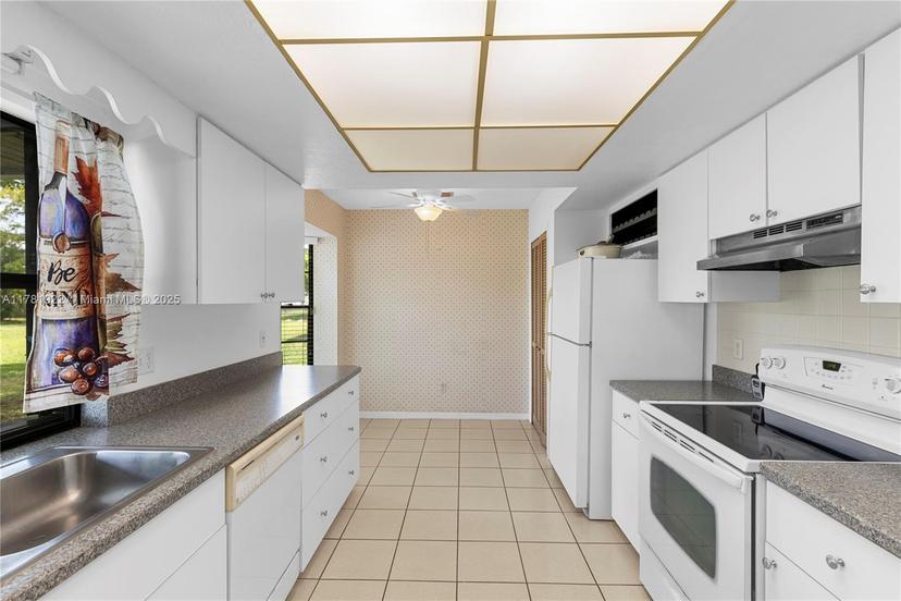 Picture of 2311 SE Fruit Ave, Port St. Lucie FL 34952