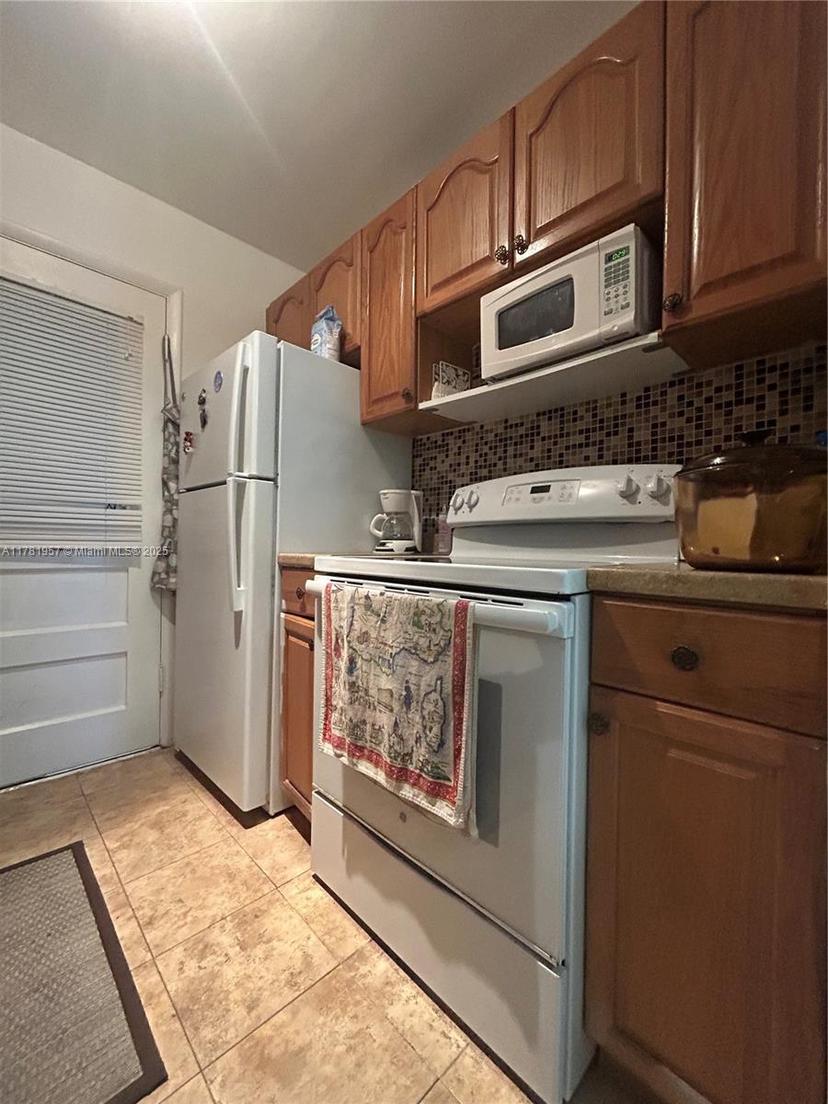 Picture of 1355 NE 167Th St # 307, Miami FL 33162