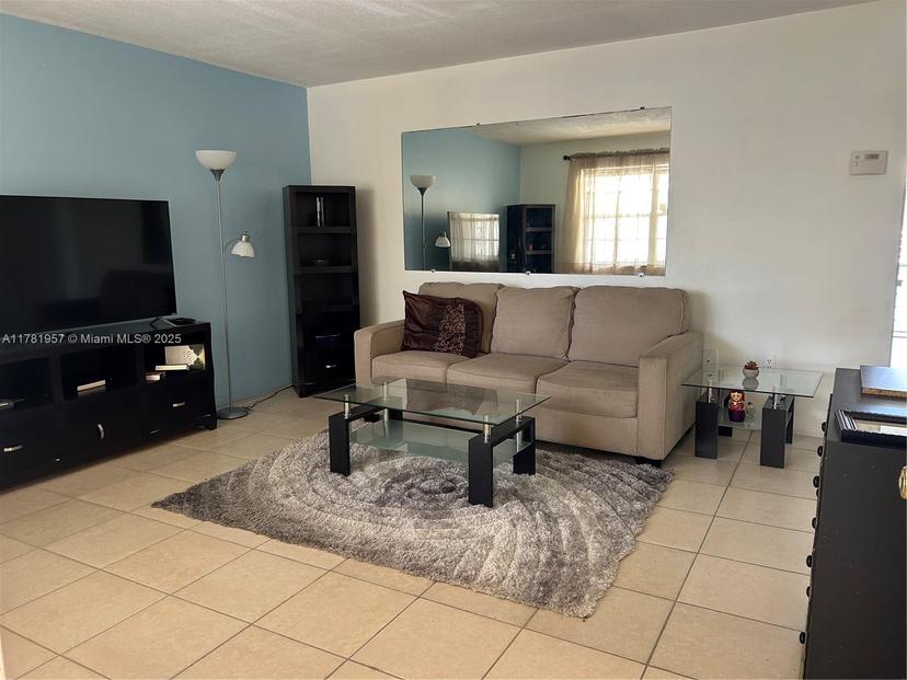 Picture of 1355 NE 167Th St # 307, Miami FL 33162