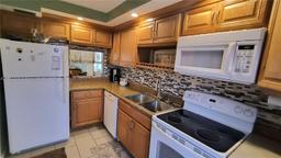 Picture of 4500 N Federal Hwy # 352F, Lighthouse Point, FL 33064