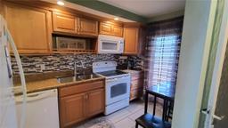 Picture of 4500 N Federal Hwy # 352F, Lighthouse Point, FL 33064