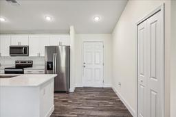 Picture of 1722 NW 2Nd Pl, Cape Coral, FL 33993