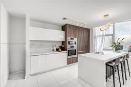 Picture of 851 NE 1St Ave # 1102, Miami, FL 33132