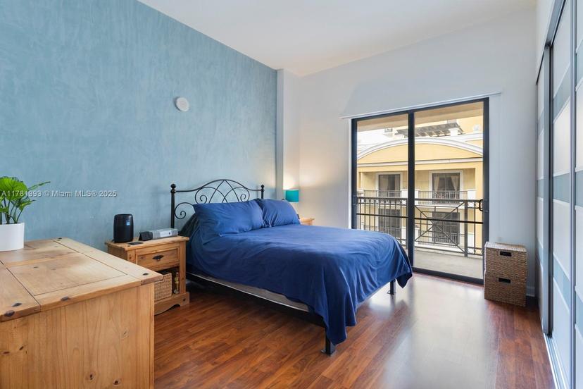 Picture of 8390 SW 72Nd Ave # 517, Miami FL 33143