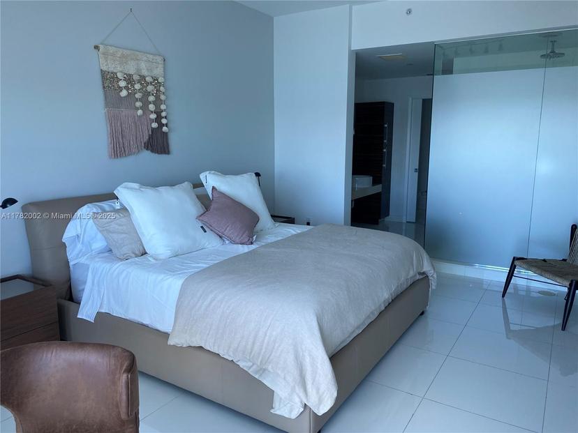Picture of 2020 N Bayshore Dr # 1203, Miami FL 33137