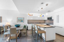 Picture of 68 SE 6Th Street # 810, Miami, FL 33131