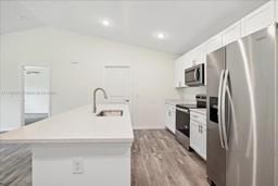 Picture of 1813 NW 16Th Ter, Cape Coral, FL 33993