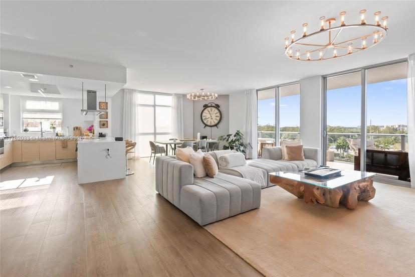 Picture of 17301 Biscayne Blvd # 702, North Miami Beach FL 33160