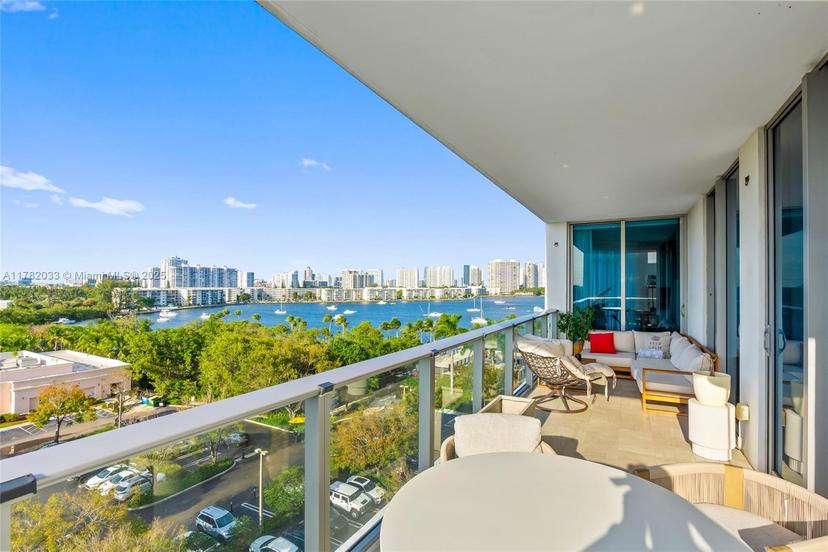 Picture of 17301 Biscayne Blvd # 702, North Miami Beach FL 33160