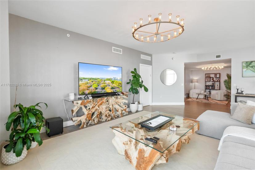 Picture of 17301 Biscayne Blvd # 702, North Miami Beach FL 33160