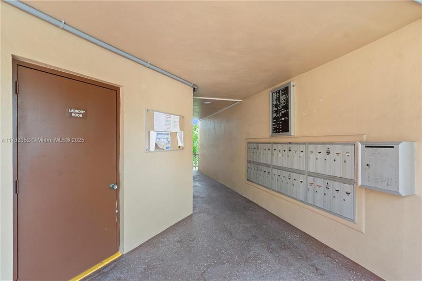 Picture of 2781 N Pine Island Rd # 105, Sunrise FL 33322