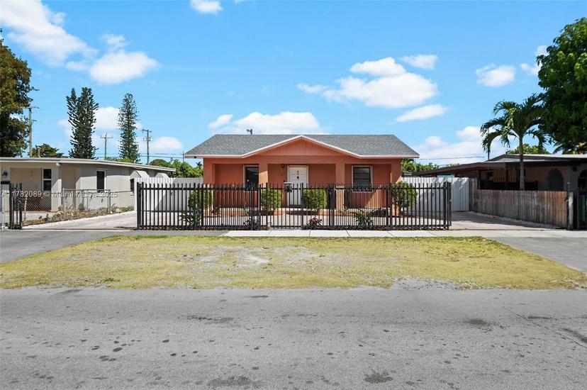 Picture of 211 E 37Th St, Hialeah FL 33013