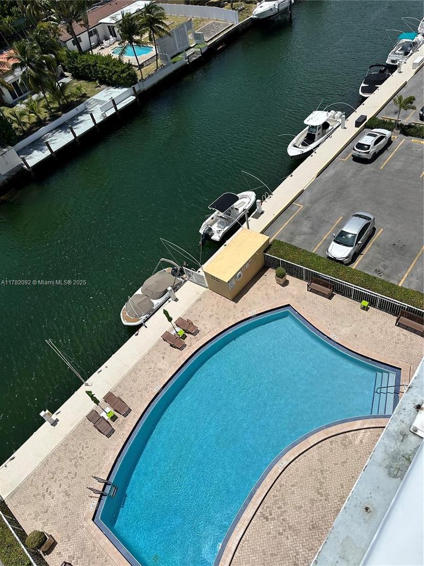 Picture of 2020 NE 135Th St # 807, North Miami FL 33181