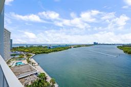 Picture of 500 Bayview Dr # 1418, Sunny Isles Beach, FL 33160
