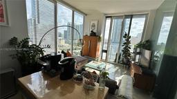 Picture of 151 SE 1St St # 1711, Miami, FL 33131