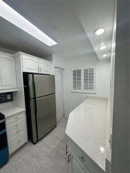 Picture of 901 NE 209Th Ter # 105, Miami, FL 33179