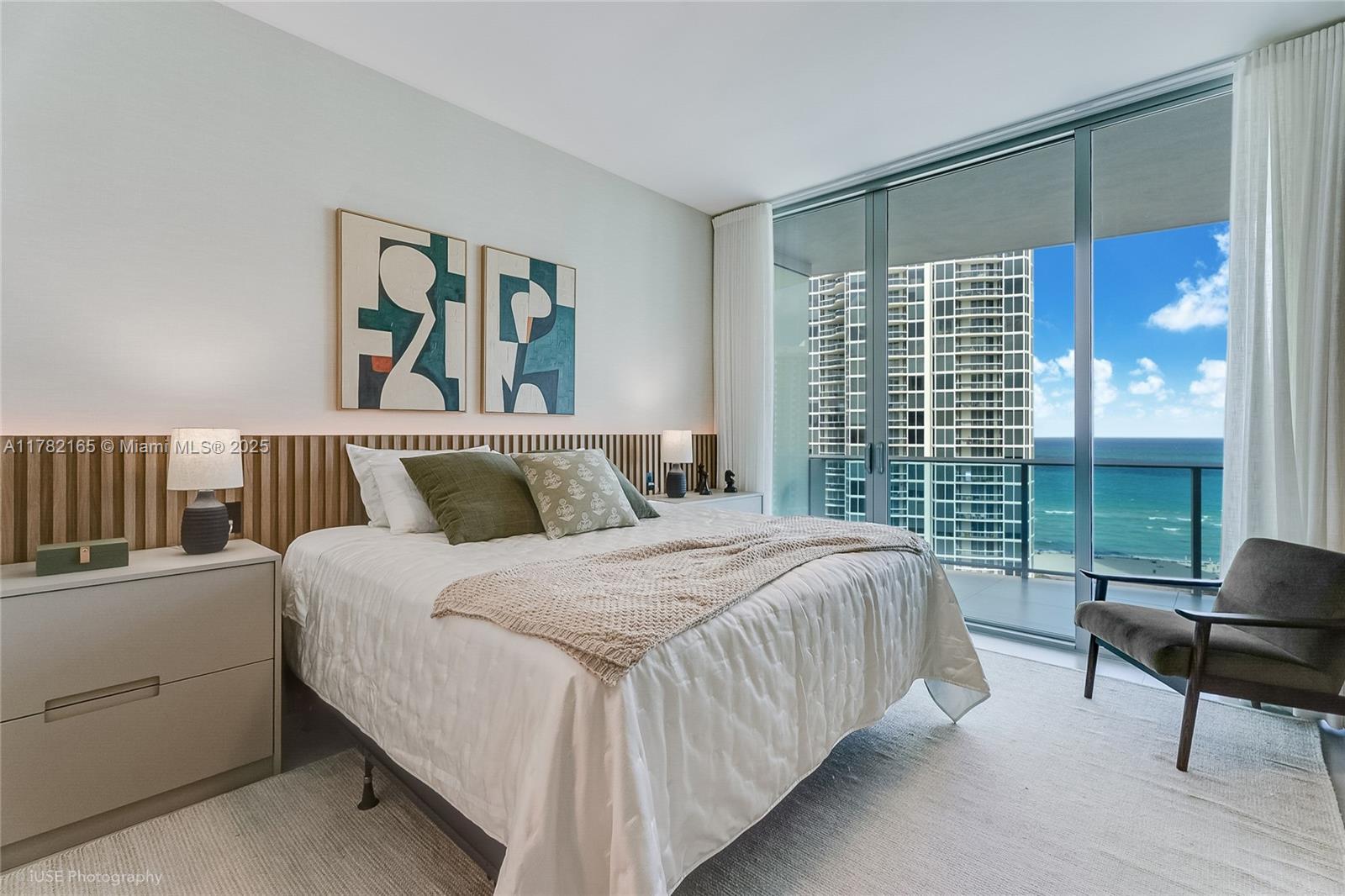 Picture of 17550 Collins Ave # 1404, Sunny Isles Beach, FL 33160