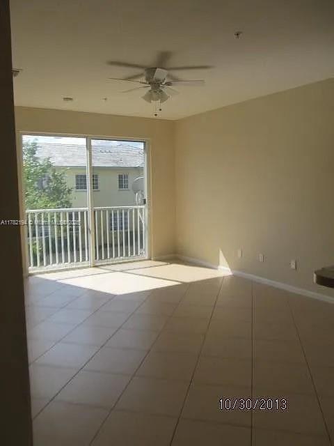 Picture of 1961 Freeport Lane # 0, Riviera Beach FL 33404