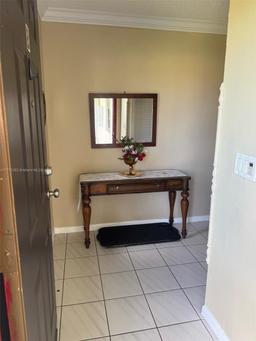 Picture of 21218 Lago Cir # B, Boca Raton, FL 33433